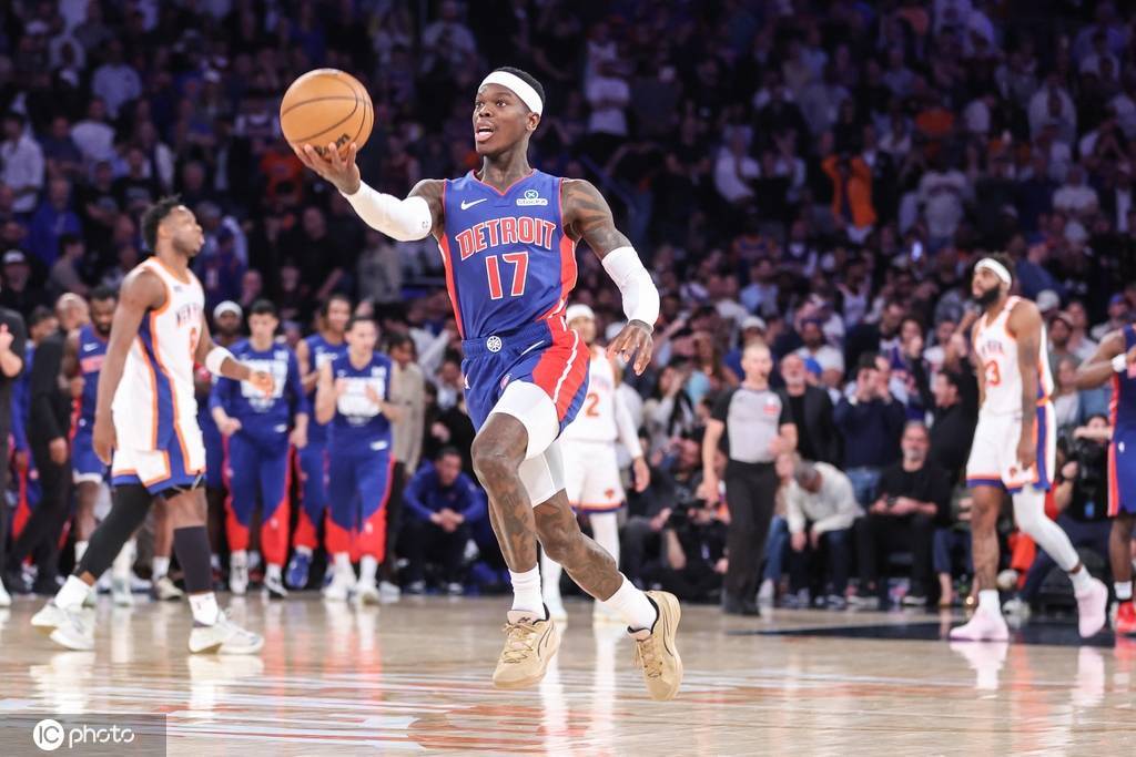 施罗德:我是黑人 在德国没法得到德克同等爱戴